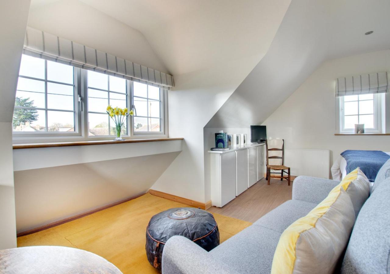 Swift Lodge Kirton  エクステリア 写真
